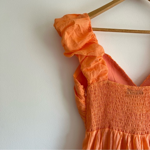 Grey Bandit Getaway Dress in Orange - Picture 14 of 16